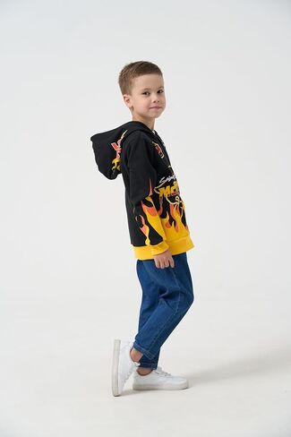 سيارات ديزني Lightning McQueen Boys Fleece zip up hoodie للأطفال الكبار in Saudi Arabia