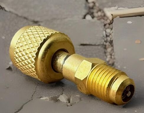R32 Reverse Thread 1/4" Female, 1/4" Male Adapter for A2L R454B/R32 Tanks in Saudi Arabia