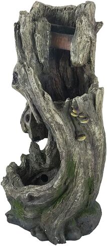 نافورة جذع الأشجار الداخلية في الهواء الطلق للصفاء والاسترخاء ، والتصميم الريفي مع الضوء أو الحديقة أو الشرفة in Kuwait