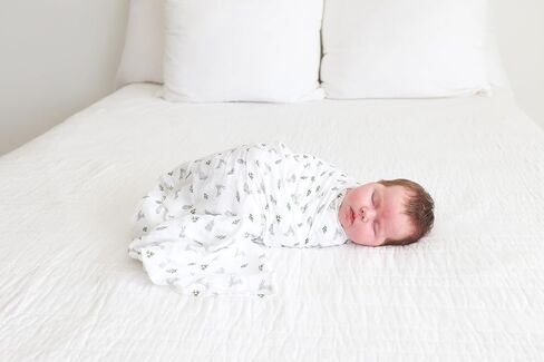 lulujo Baby Swaddle Blanket Unisex Softest 100% Cotton Muslin Swaddle Blanket Neutral Receiving Blanket for Girls & Boys| 40in x 40in| Baby Gift| Blueberies in Kuwait