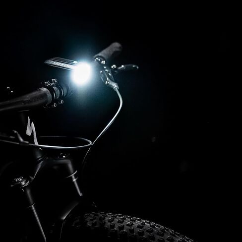 ضوء أمامي للدراجة Lezyne Micro Drive Pro 800XL، LED أبيض، 800 لومن، الطريق، الجبل، دراجة الحصى، قابلة لإعادة الشحن عبر USB، أسود in Saudi Arabia