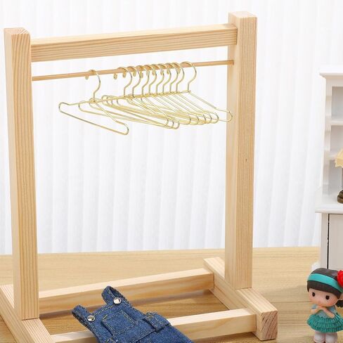 ملابس الدمى من جوجوفوني كين، 10 قطع شماعات ملابس الدمى، شماعات معدنية صغيرة للدمى، حامل ملابس مقاس 2.5 × 1.3 بوصة، ذهبي in Kuwait