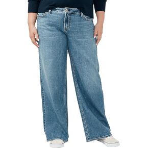 Silver Jeans Co. Women's Plus Size Suki Mid Rise Curvy Fit Wide Leg Jeans in Kuwait