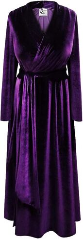 Sanctuarie Designs Plus Size Flattering Retro Velvet Starlet Robe with Attached Belt in Saudi Arabia