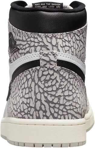 حذاء Nike Air Jordan 1 Retro High OG للرجال أبيض/أسود-أخضر متوهج DZ5485 130 in Kuwait