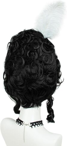 R reewes Haird Hair Beehive Wig على الطراز الفيكتوري الأسود القصيرة البارلي القصيرة مع ريشة بيضاء ، وردة وملحقات الفراشة كوين كوزبلاي أزياء أزياء الهالوين للنساء in Kuwait