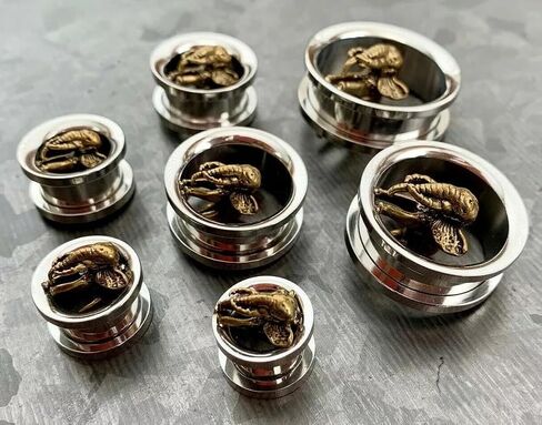PAIR of Stunning Gold Elephant Screw Fit Tunnels - Gauges - Plugs - Body Jewelry in Saudi Arabia