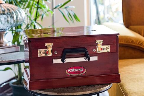 هارمونيوم محمول، مسرحيات مهراجا الموسيقية، صغير، 2 1/4 أوكتاف سابتاك، 3 طيات أسفل، 17 × 10 × 10 بوصة، مقبض، حقيبة، رفيق يوجا كيرتان، تحقق من الفيديو للحصول على صوت مذهل، أداة هارمونيوم مصنوعة يدويًا، -PH1 in Kuwait