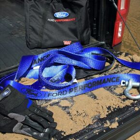 Ford Racing Heavy Duty Off Road Recovery Kit in Saudi Arabia