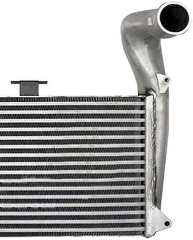 RE226367 CHARGE CARCH CORPHING COOLER لـ JOHN DEERE Models 6100 6200 6400 6500 6600 in Saudi Arabia