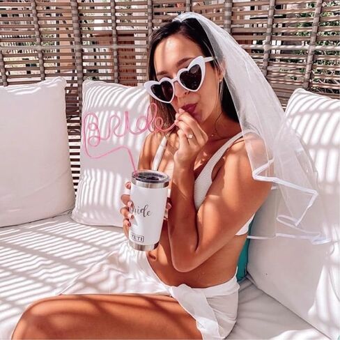 Lady & Home Bridal Veil Wedding Veil with Comb Bachelorette Party Decorations ، وملحقات دش الزفاف ، والعروس لتكون هدية in Kuwait