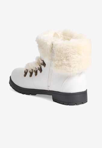 Comfortview Women's Wide Width The Arctic Bootie in Saudi Arabia