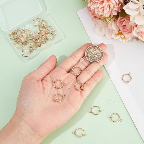 1 صندوق 30 قطعة محول القرط كليب على الأقراط الفضية كليب الظهر الأطواق النحاسية غير مثقوبة نتائج القرط مع الحلقات ومنصات السيليكون مقاطع القرط لمستلزمات صنع المجوهرات النساء المبتدئات in Kuwait