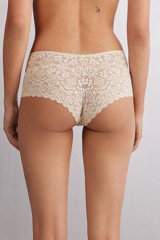 Woman's Lace Hipster in Saudi Arabia