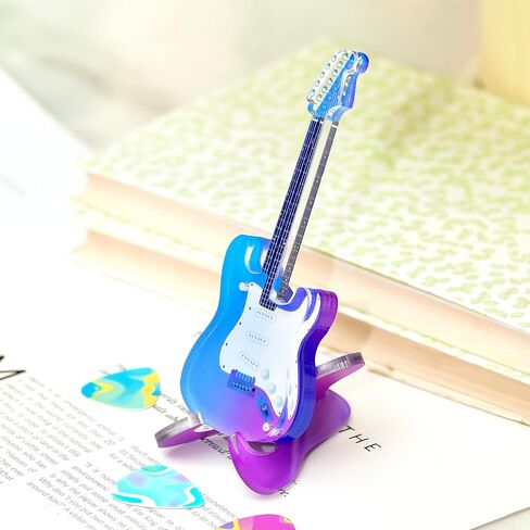 Wooden Guitar Pick Box Unique Guitar Picks Guitar Pick Holder Box Musician Engraved Wooden Plectrum Case in Kuwait