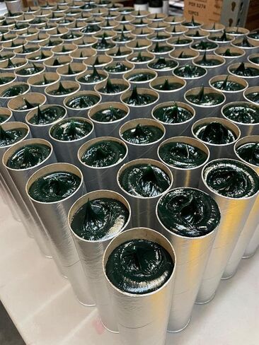 Republic Oil Green High Temp #2 Grease 10x14oz Lithium Complex Multi-Purpose |Chassis | Wheel Bearings| Tacky | EP2 | Extreme Pressure | 5th Wheels | Agrilculture | Construction in Kuwait