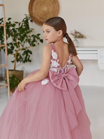 Lace Applique Tulle Flower Girl Dress for Wedding Bridesmaid First Communion Dresses Princess Pageant Party Gown in Saudi Arabia
