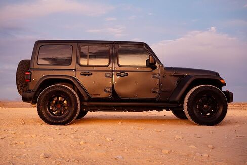 x Rhino Hide Armor Body Armor Kit 4 Door Jeep Wrangler in Kuwait