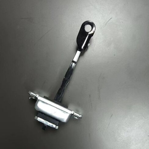 الأجزاء# 79390-1G000 793901G000 الجبهة اليمنى من الباب arrester 1piece/package Dragoon-Bro in Saudi Arabia