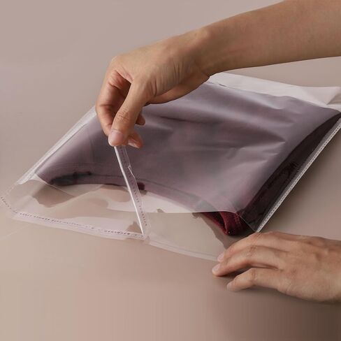 200 قطعة من أكياس القمصان الشفافة مقاس 11 × 14 بوصة مع لوح طي القميص و2000 قطعة من ملصقات حجم الملابس لتغليف الملابس والقمصان، والأعمال التجارية الصغيرة in Kuwait