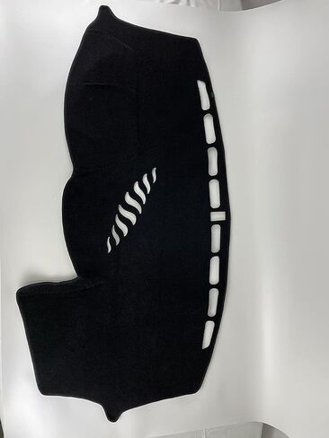 غطاء لوحة سيارة فورد فوكس 2012-2018 داش ماتس وسادة حماية الظل (سجادة ممتازة، أسود) in Kuwait