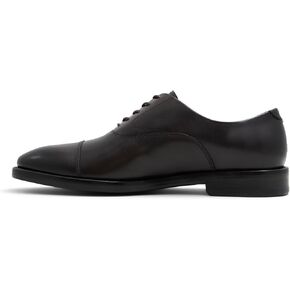 Brooks Brothers Men's Carnegie Oxford in Saudi Arabia