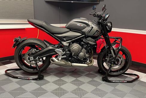 GP Pro Series - Gloss Black Universal Universal الأمامي والخلفي مجموعة الدراجات النارية Paddock Paddock مصاعد ل Kawasaki Suzuki Honda Yamaha BMW Ducati Triumph Sport and Sport Touring Bikes in Saudi Arabia