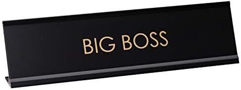 Head Honcho - Black Desk Sign Name Plate for Boss in Saudi Arabia