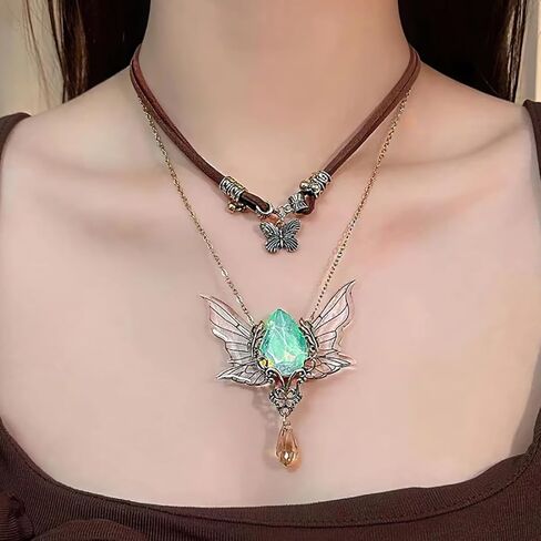 مجموعة ملحقات فرقة Mostory Butterfly - قلادة خرافية كريستالية ، أقراط أجنحة الفراشة ومقاطع الشعر الخيالية للنساء عصر النهضة in Saudi Arabia