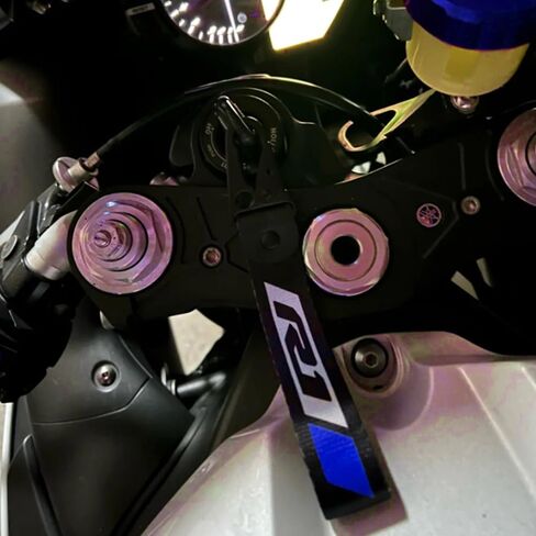 متوافق مع R1 YZF R1 R1M YZFR1 1999-2023 2024 2025 غطاء جورب سائل الفرامل الأمامي للدراجات النارية وسلسلة مفتاح المفاتيح (أحمر) in Saudi Arabia