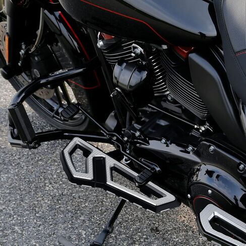 TCMT Front Driver Footboard Floorboard Pegs Fit For Harley Touring All Models Road King Road Street Electra Glide Ultra Classic 1986-2025 in Kuwait