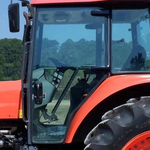 E-3F260-53080 LH CAB Door Glass لـ KUBOTA M100XDTC ، M105XDTC ، M110XDTC ، M126XDTC ، M126XDTPC ، M95XDTC ++++ in Kuwait