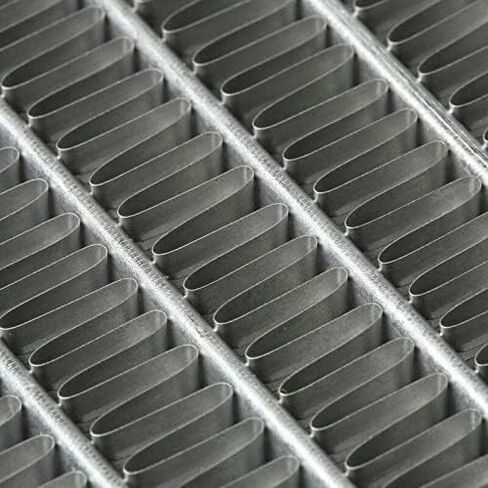 Right AC Condenser Compatible With Tesla Model S 2012-2021 Rights Replcaes OE# 6007613 6007613-00-B in Saudi Arabia