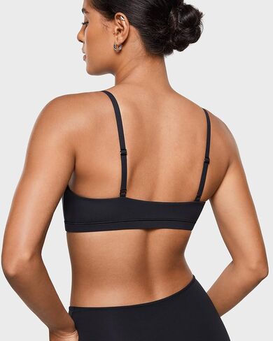 المرأة الداخلية للنساء بشكل غير طبيعي بالإضافة إلى bralettes - لا يوجد دعم غير مقبول غير مقبول in Saudi Arabia
