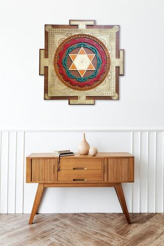 Sudarshana Yantra Wall Art | ديكور حماية الهندسة المقدسة | فيشنو شقرا الفن الخشبي | الهدية الروحية | ديكور غرفة التأمل (70 × 70 سم) in Saudi Arabia