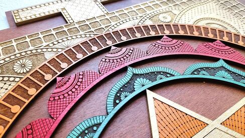Sudarshana Yantra Wall Art | ديكور حماية الهندسة المقدسة | فيشنو شقرا الفن الخشبي | الهدية الروحية | ديكور غرفة التأمل (70 × 70 سم) in Saudi Arabia
