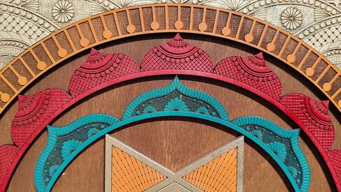 Sudarshana Yantra Wall Art | ديكور حماية الهندسة المقدسة | فيشنو شقرا الفن الخشبي | الهدية الروحية | ديكور غرفة التأمل (70 × 70 سم) in Saudi Arabia
