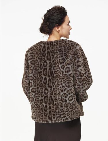 Women Faux Fur Leopard Coats Cropped Jacket with Pockets Long Sleeve Shaggy Warm Outerwear for Fall Winter in Saudi Arabia