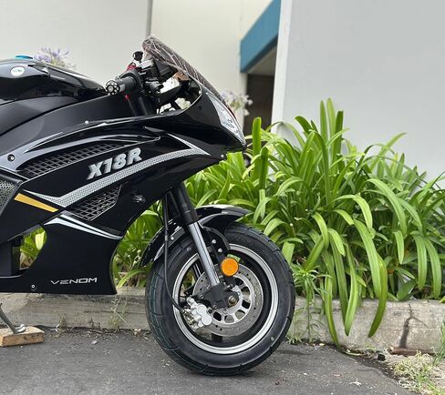 200CC Automatic Motorcycle ، Venom X18R Black ، RX-6 Auto ، WASP 200 ، ناقل حركة أوتوماتيكي بالكامل ، دراجة رياضية قانونية في الشارع ، المصابيح الأمامية ، عداد السرعة الرقمية ، موتو للبالغين ، لا تروس كاملة in Kuwait