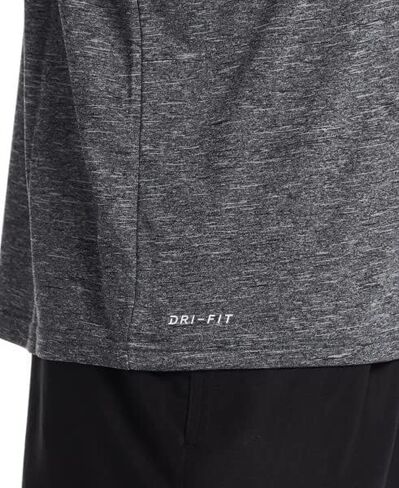 Nike Men Long Sleeve Hydrogua in Saudi Arabia