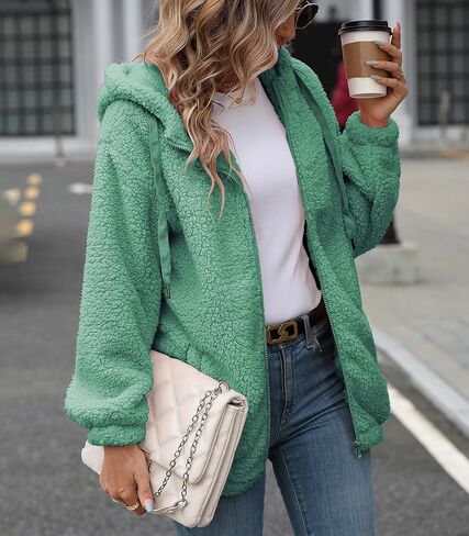 سترة صوف نسائية خريف وشتاء معطف شيربا بسحاب كامل مع غطاء رأس S-5XL in Kuwait