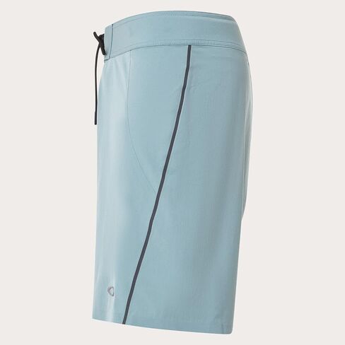 Oakley Men's Performance 19'' Boardshort in Saudi Arabia