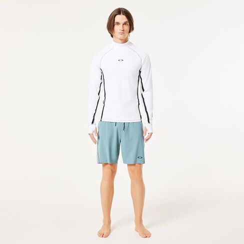 Oakley Men's Performance 19'' Boardshort in Saudi Arabia