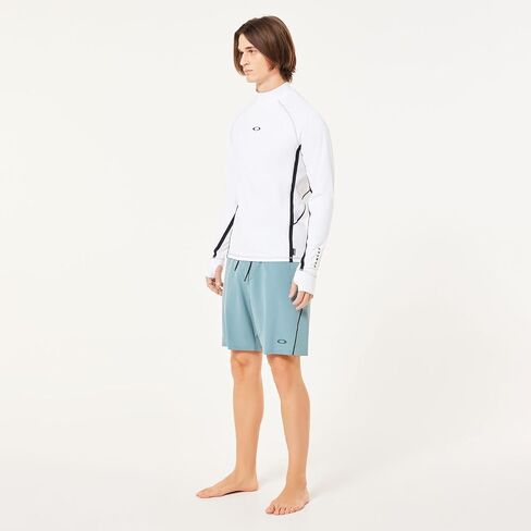Oakley Men's Performance 19'' Boardshort in Saudi Arabia