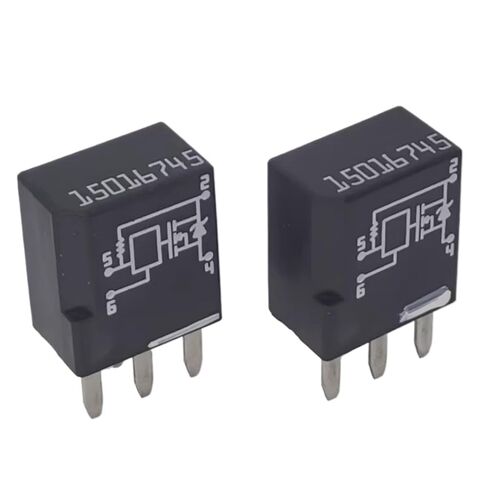 2PCS/LOT RELAY 15016745 4PINS سيارات المصابيح الأمامية/الأضواء in Kuwait