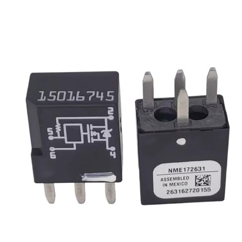 2PCS/LOT RELAY 15016745 4PINS سيارات المصابيح الأمامية/الأضواء in Kuwait