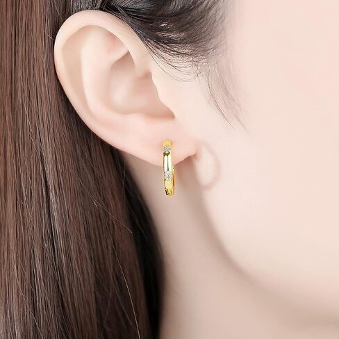 14K Gold Floral Moissanite الكفة الأذن الكبيرة للنساء ، تصميم معقد وفريد من نوعه in Kuwait