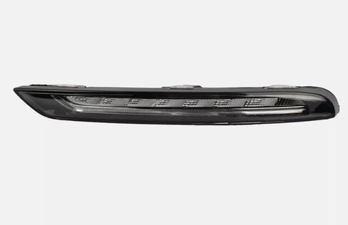 For Porsche Macan Left Bumper Turn Signal Light Lamp LED Driver Side 95B941181A in Saudi Arabia
