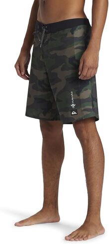 Quiksilver - Mens Highline Hawaii Arch 19 Boardshort, Color Surf Days/Camo, Size: 33 in Saudi Arabia