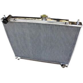 جميع الرادياتير الألومنيوم متوافق مع Pajero Montero Shogun NM NP NS NT 2.8 3.2 Diesel V6 MT in Saudi Arabia
